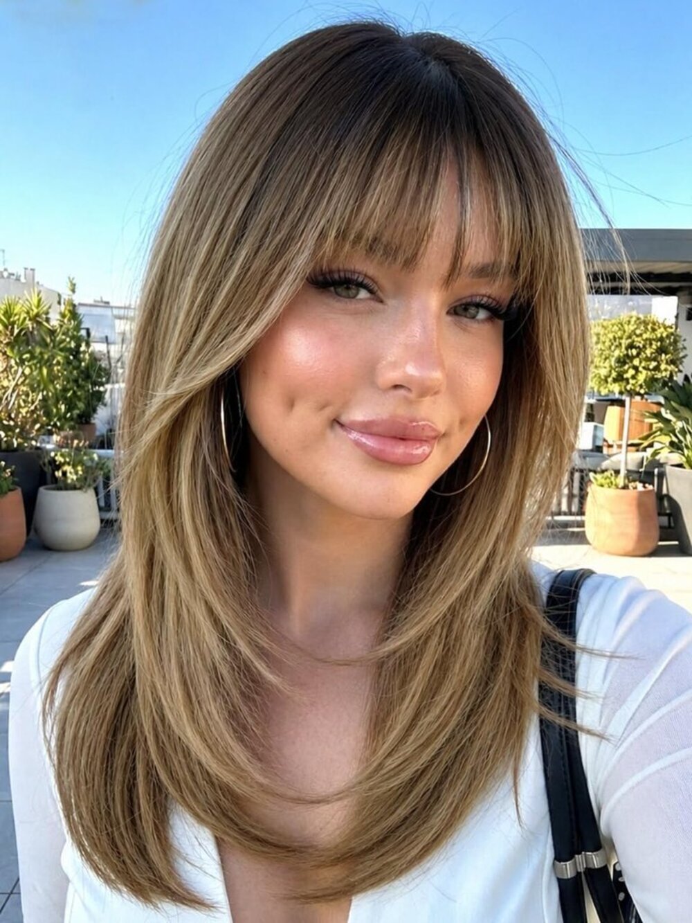 Women's Dark Ash Blonde Heat Resistant Middl Length Natural Layered Straight Wig